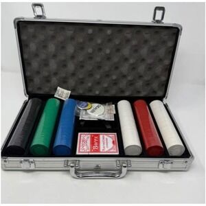 300 Chips Aluminum Poker Chip Case Set w/Playing Cards and Dealer Button no dice